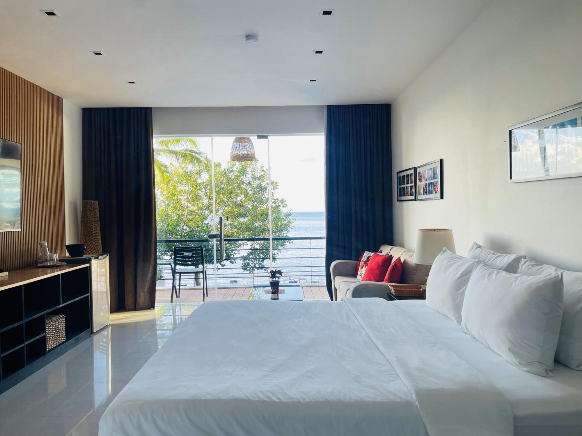 Casa Escondida Anilao Resort And Dive Center 마비니 외부 사진